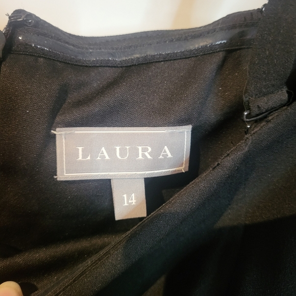 Laura Elegant Black Off-Shoulder Dress - Picture 3 of 6